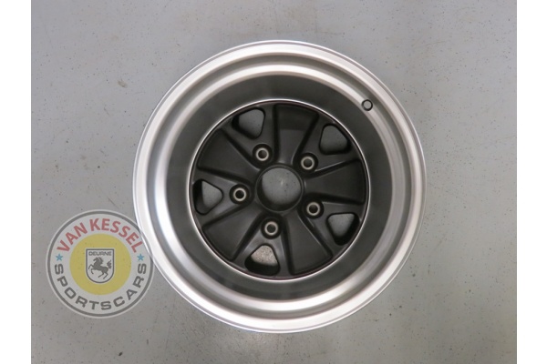 MX111015r - Fuchs velg matzwart 11Jx15