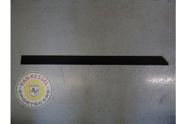 Door sill rubber right, 911, 964 and 993