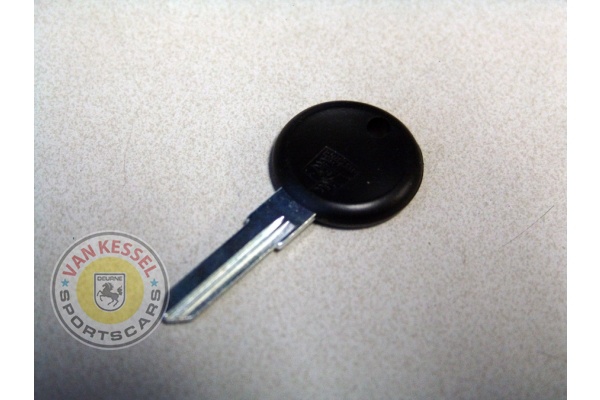 Key blank 924(S) and 944