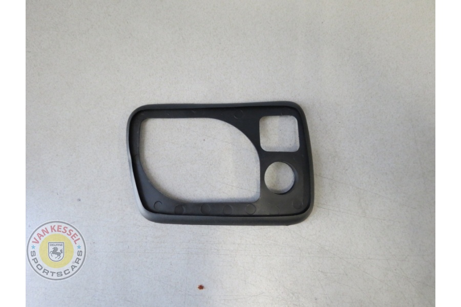 91173124700 - Rubber onder spiegel links, 911 74-91