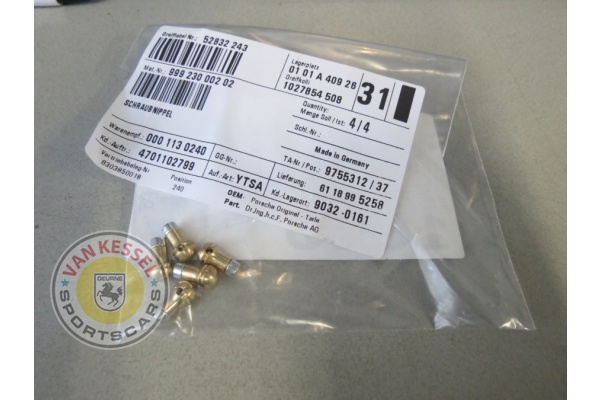99923000202 - Schroefnippel benzineklep ontgrendelingskabel 911 65-89