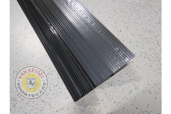 99351212100 - Achterwand achterklepspoiler 964 en 993 