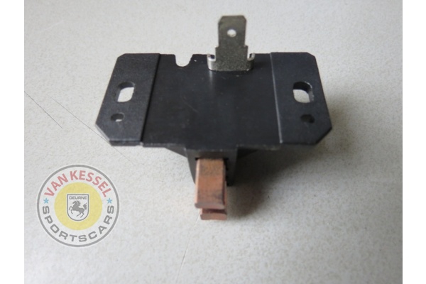 Porte balais de charbon sur alternateur 911 69-80 et 914-6