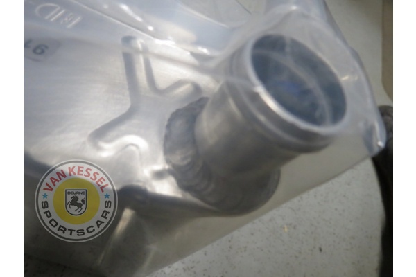 91110704102 - Oliekoeler op motor 911 72-89