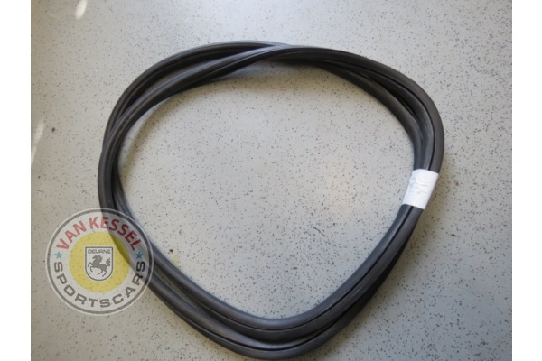 64454590106 - Achterruitrubber 356  Bt6 en C