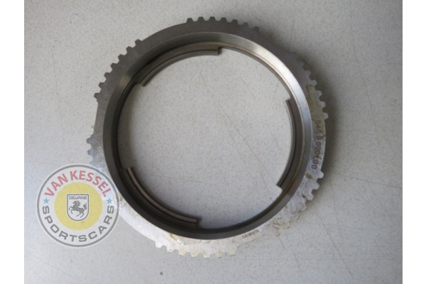 99630461100 - Synchromeshring 996 2e versnelling 7 tanden