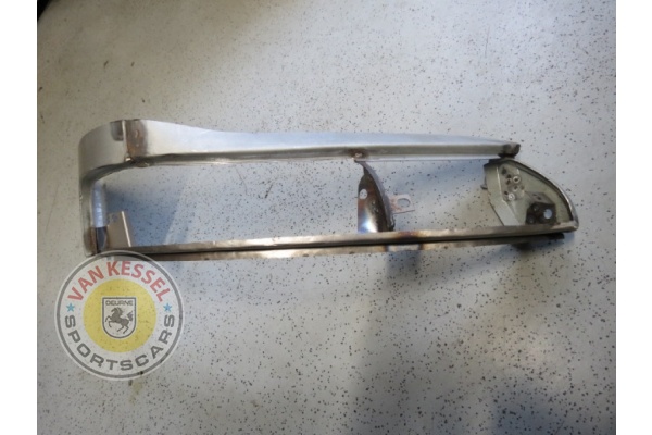 90150304423GRV - Frame knipperlicht voorscherm, rechts 911 69-73 lange versie