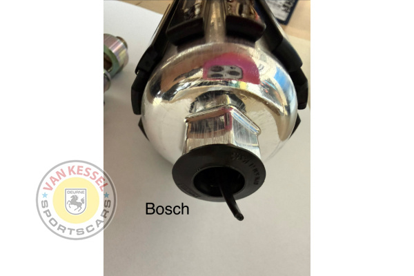 91160810200 - Benzinepomp pierburg of bosch 911 2.7-3.0 en Turbo, 924 en 928