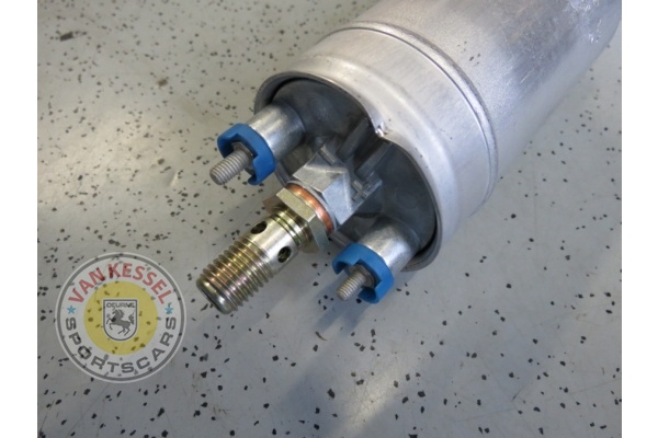 96462010400 - Benzinepomp Bosch 964 en 993