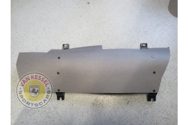 Trunk cover 911 77-89