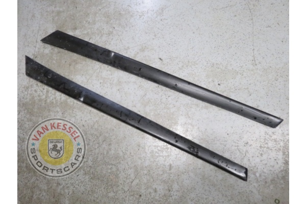 Door beam set 911 model 65-66 polyester