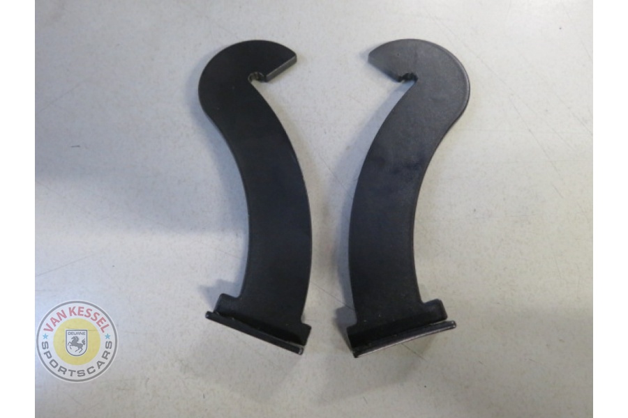 94455212300 - Reparatiekit haakjes handschoenenkastje 944 type 2 en 968