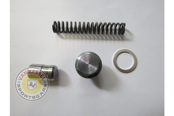 Oil screw compression spring set under the crankcase left 79-89