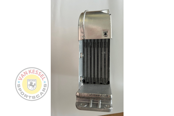 90110705903 - Oliekoeler op motor 914 6 cyilinder