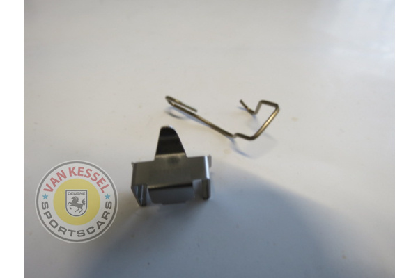 reparatiebeugeltje voor de H1 fitting koplamp 993