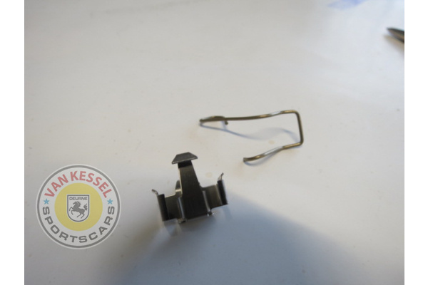 00004320428 - reparatiebeugeltje voor de H1 fitting koplamp 993