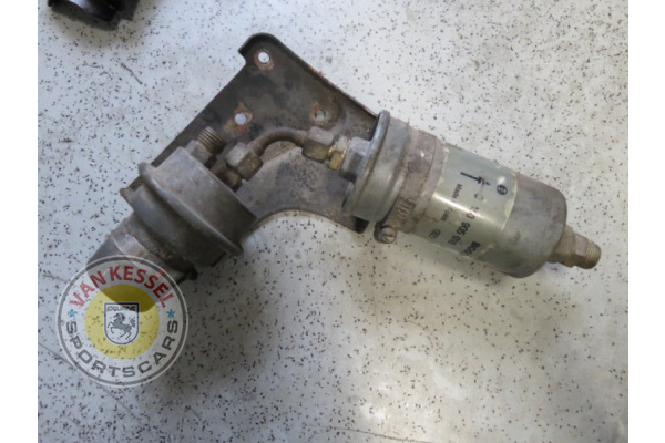 91135654102 - Konsole voor benzinefilter en accumulator911 van 1973-1976