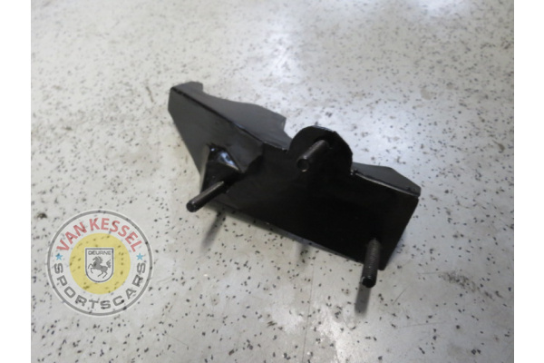 91135604100 - Konsole voor benzinefilter en accumulator 911 van 1977-1979