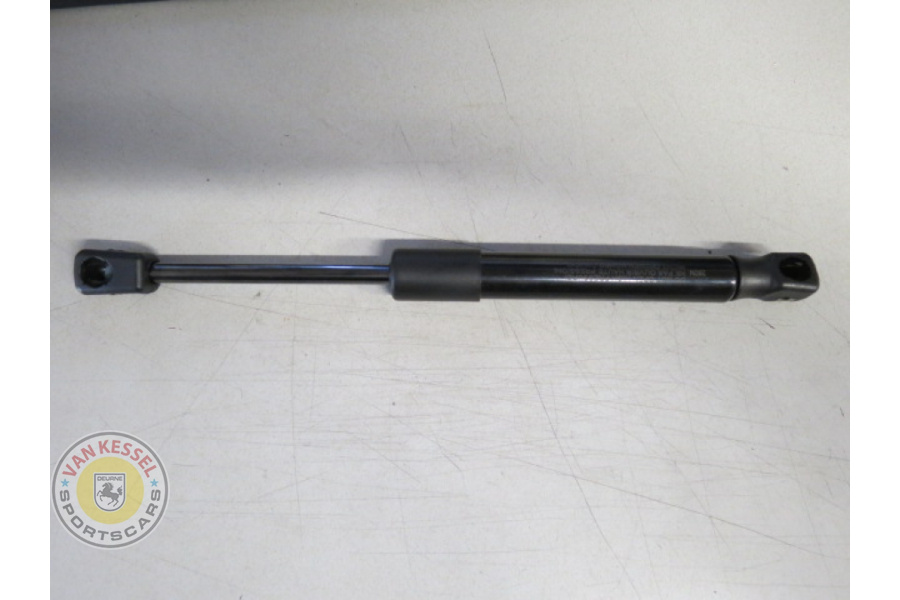 99651255104 - Gasveer achterklep 996 Carrera 4S
