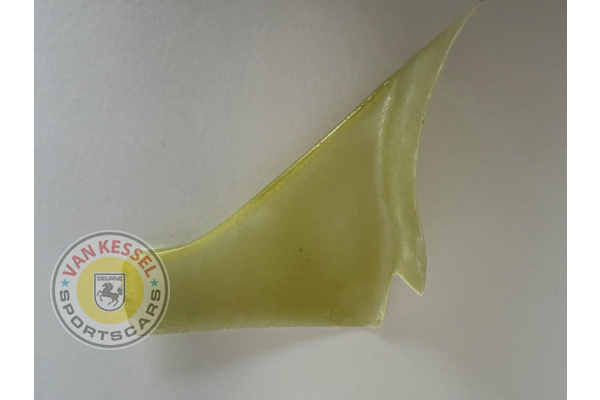 90110632102 poly - Motorplaatje links naast dynamo dicht