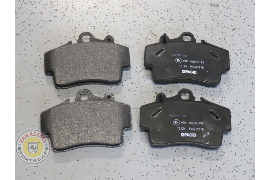 98635193911 - Brembo remblokken voorzijde, Boxster 986